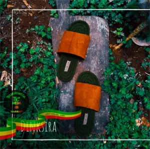 Brown Ethiopia style dinksira