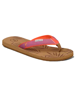 Harts Flip Flops in Latte Brown