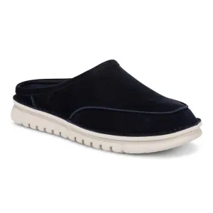 Mens Vionic Uptown Clog in Navy