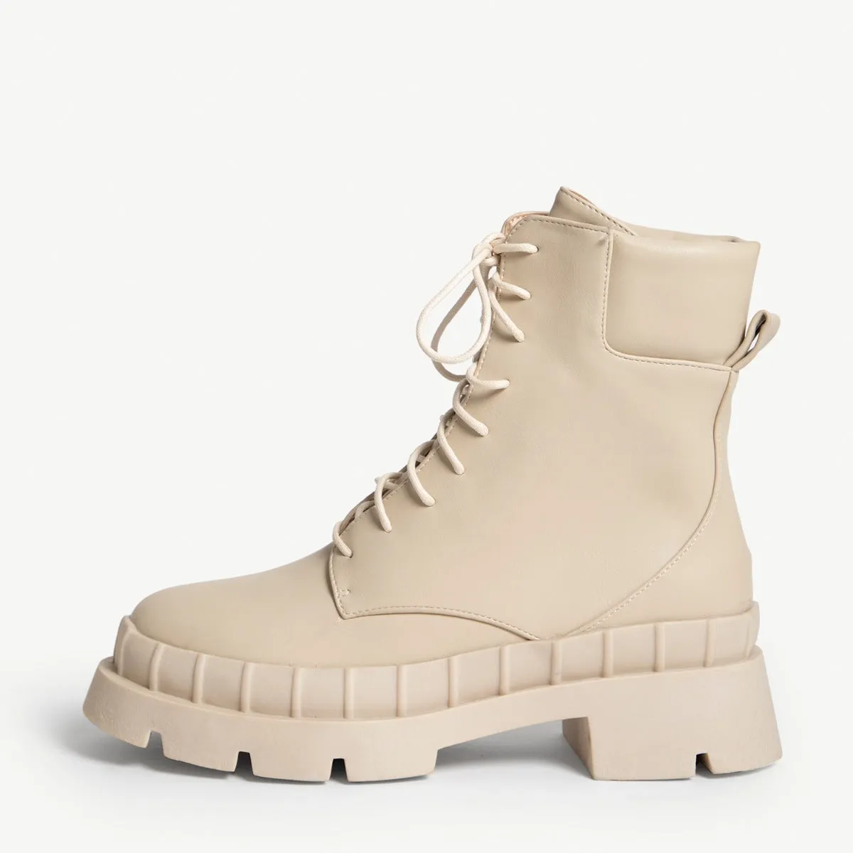 RAID Prestone Chunky Ankle Boot in Ecru