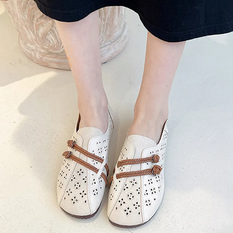 Retro Style Disc Buckle Hollow Shoes