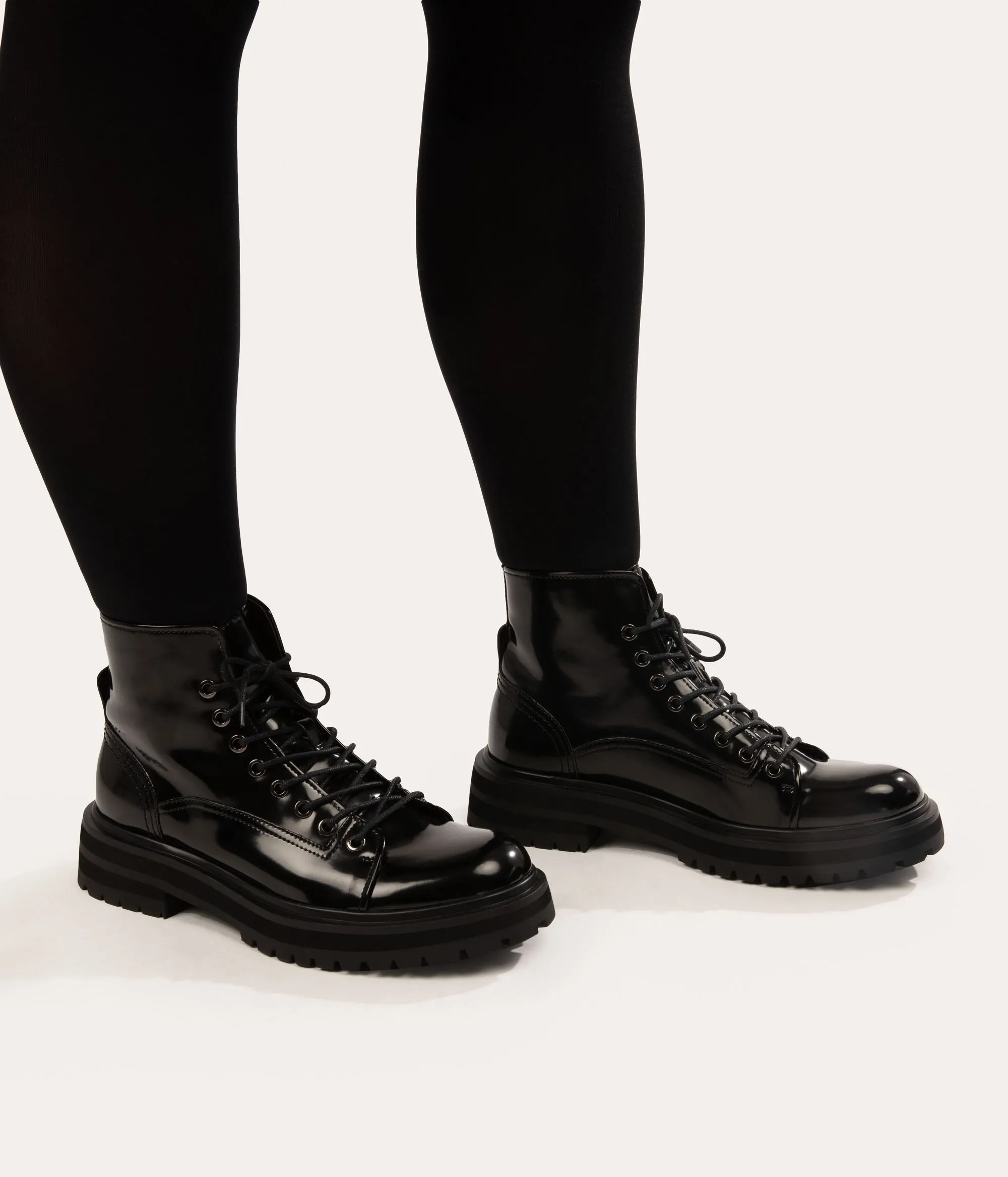 SAMARA Women's Vegan Boots