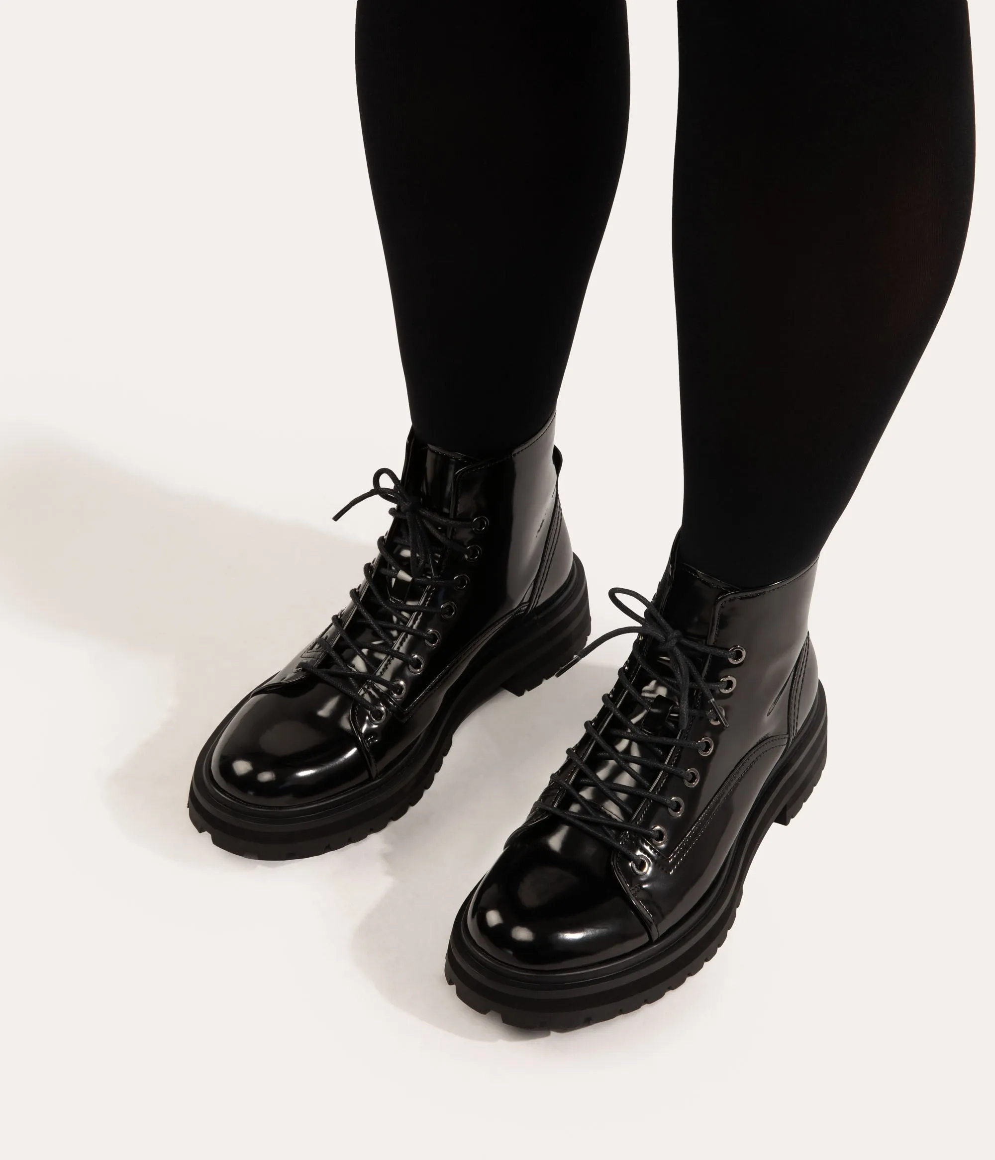 SAMARA Women's Vegan Boots